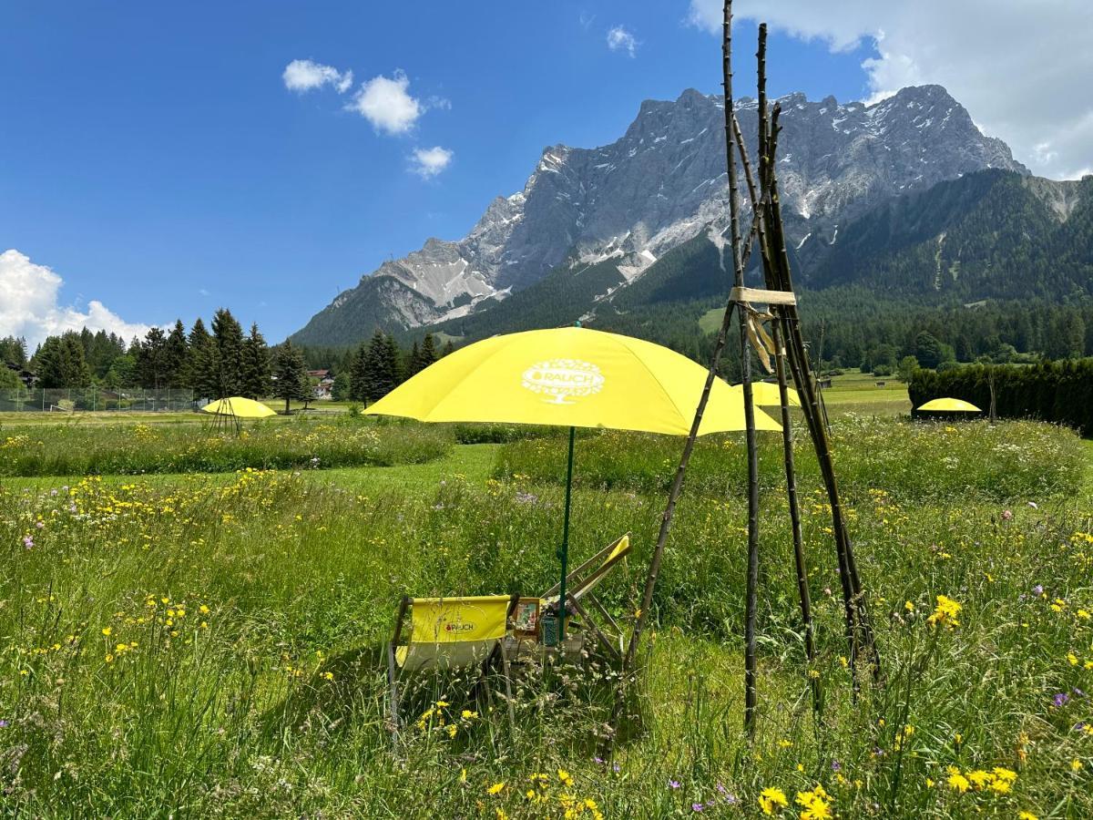 Hotel Ehrwalderhof Exteriör bild